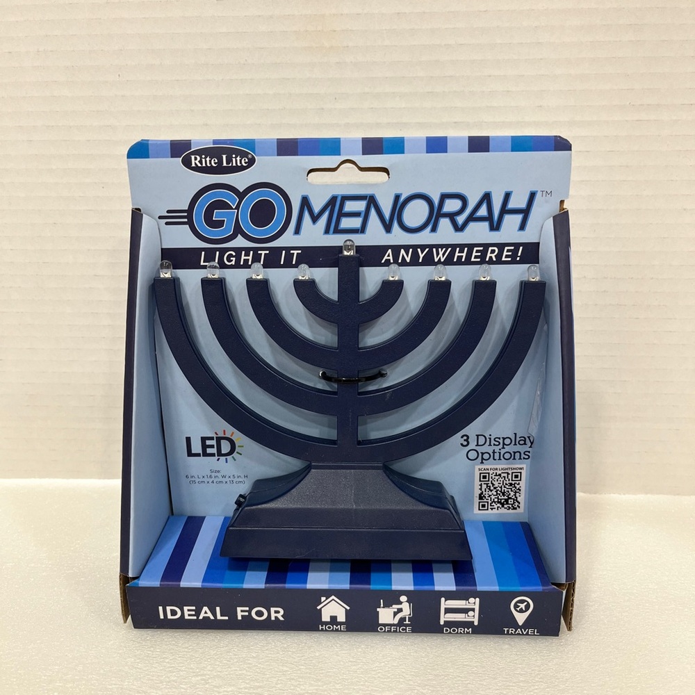 Go Menorah.‎